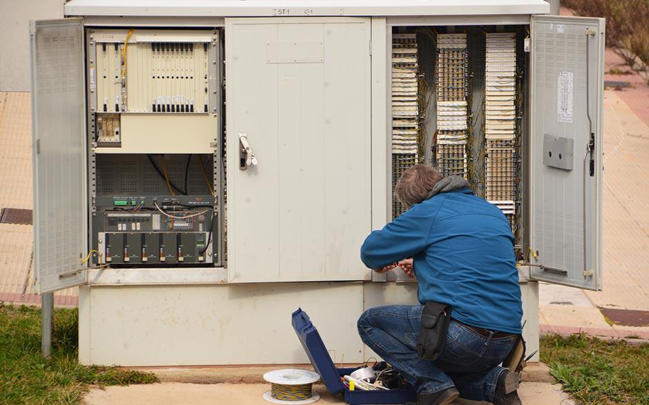 électricien Paris 12